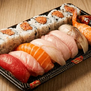 Sushi Deluxe
